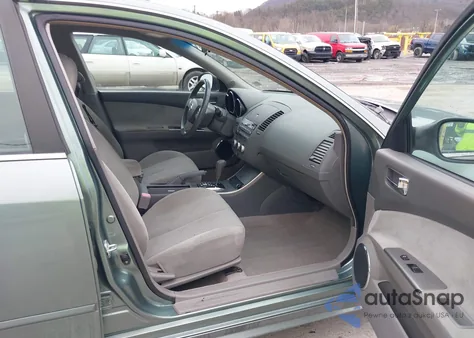 2006 Nissan Altima 2.5 S z USA, uszkodzony, nr VIN 1N4AL11D86C215769